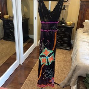 Beautiful fun maxi dress by rising international in great condition size medium